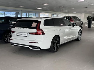 Volvo V60 Volvo V60 T6 Recharge AWD R-Design | Long Range | H&K Audio | Getint glas - afbeelding nr 2