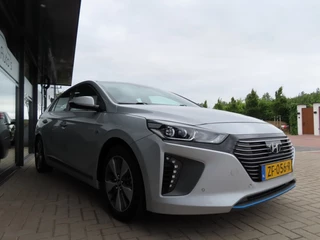 Hyundai IONIQ Hyundai IONIQ 1.6 GDI PHEV Premium Leder Open Dak Trekhaak 2019 - afbeelding nr 3