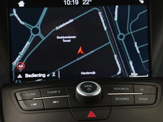 Ford C-MAX Ford C-Max 1.5 TDCi Titanium | Carplay | Trekhaak |  Navigatie | Verwarmde voorruit | Climate control | Keyless | Parkeerhulp | Cruise control - afbeelding nr 16
