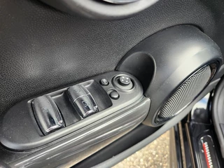 MINI Cooper Cabrio - afbeelding nr 31