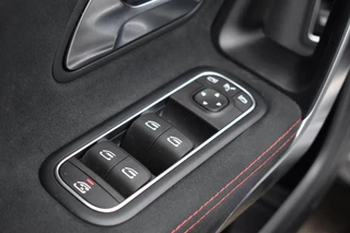 Mercedes-Benz A-Klasse Mercedes-Benz A-klasse 250 4MATIC AMG Pano 360 Lane ACC BM Ambiance - afbeelding nr 40