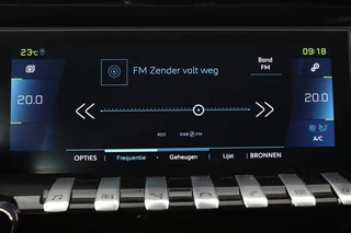 Peugeot 508 Peugeot 508 1.6 HYbrid Allure | Stoelverwarming | Carplay | Camera | Trekhaak | Navigatie | Climate control | Half leder | Cruise control | PHEV - afbeelding nr 27
