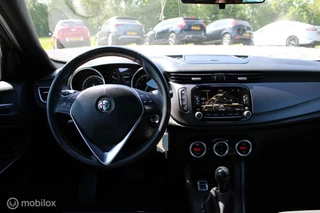 Alfa Romeo Giulietta Alfa Romeo Giulietta 1.4 T Sprint AUTOMAAT NAVI LMV SUEDE - afbeelding nr 10