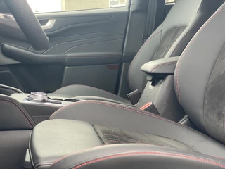 Ford Kuga Ford Kuga 2.5 PHEV ST-Line X 243pk | Driver Assistance pack | Panoramadak | 20 inch Licht metaal | Winterpack | Technology Pack | 2.100kg Trekgewicht | Verlengde Fabrieksgarantie tot 09-2028 - afbeelding nr 28