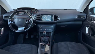 Peugeot 308 Peugeot 308 SW 1.2 PureTech Blue Lease Executive - afbeelding nr 2
