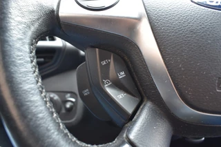 Ford Kuga Ford Kuga 1.5 TREND EDITION, Navi, Cruise, Trekhaak - afbeelding nr 13