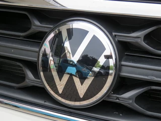 Volkswagen T-Roc Volkswagen T-Roc 1.5 TSI 150pk DSG-aut. LIFE BNS / Navi / Trekhaak afn.baar / Stoelverw. / FABRIEKS garantie - afbeelding nr 8