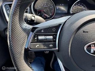 Kia ProCeed Pro Ceed 1.0 Turbo 120pk  GT-Line  Panorama dak, 17 inch velg.  Keyless entry , Voorstoelen & Stuur verwarmd , Navigatie , Achteruit rij Camera  , Apple Carplay / Android Auto , GT Line exterieur  & interieur - afbeelding nr 29