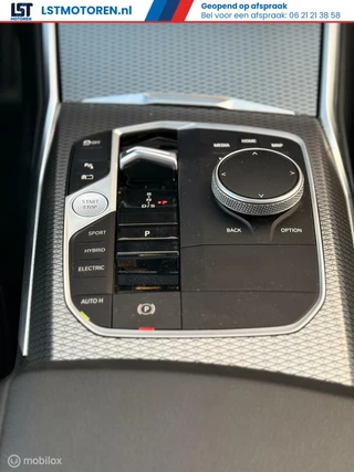 BMW 3 Serie BMW 3-serie Touring 330e M pakket,Pano,Headup,2022 - afbeelding nr 40