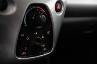 Toyota Aygo Toyota Aygo,  Achteruitrijcamera, Airco ,Elektrische ramen voor - afbeelding nr 10