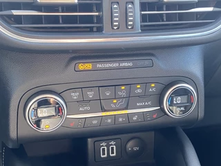 Ford Kuga Ford Kuga 2.5 PHEV Vignale 225pk | Driver Assistance Pack | Technology Pack | Winterpack | Trekhaak | 1.500kg Trekgewicht - afbeelding nr 33