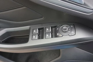 Ford Focus Ford Focus 1.0 EcoBoost Hybrid ST Line Style 125PK Camera Climate All-Season Cruise Carplay-Navi Parkeersensoren *Nieuwstaat* - afbeelding nr 27