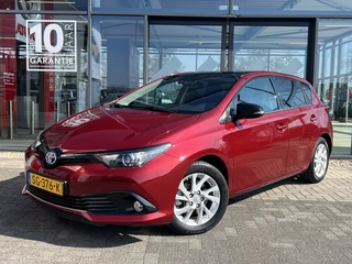 Toyota Auris - 431438443-0