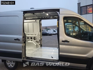 Ford Transit Ford Transit 165pk Automaat Dubbele schuifdeur L2H2 ACC 360camera Navi CarPlay Xenon Camera 10m3 Airco - afbeelding nr 2