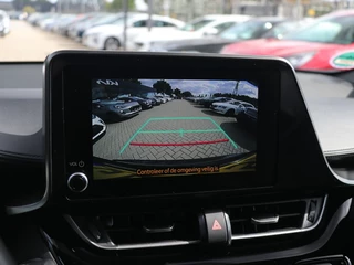 Toyota C-HR Toyota C-HR 2.0 Hybrid Dynamic I Camera I Dodehoekdetectie - afbeelding nr 26