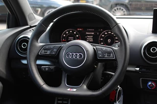 Audi A3 Audi A3 Sportback 1.0 TFSI Sport S Line Edition / Navigatie / Parkeerhulp achter / 18'' / Sportstoelen + half leder / Cruise Control - afbeelding nr 17