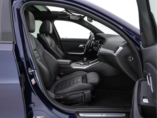 BMW 3 Serie BMW 3 Serie Touring 330e Business Edition Plus M-Sportpack (INCL-BTW) *PANO | VERNASCA-FULL-LEATHER | HEAD-UP | FULL-LED | DIGI-COCKPIT | NAVI-FULLMAP | HEATED-SPORTSEATS | HIFI-SOUND | CAMERA | AMBIENT-LIGHT | TOWBAR | 19''ALU* - afbeelding nr 12