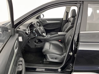 MG ZS EV MG ZS EV Luxury 45 kWh (INCL-BTW) *PANO | FULL-LEATHER | CCS-FASTLOADER | KEYLESS | NAVI-FULLMAP | ADAPTIVE-CRUISE | CAMERA | HEATED-SPORTSEATS | CARPLAY | BLINDSPOT | DAB | LANE-ASSIST | 17