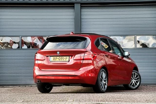 BMW 2 Serie BMW 2-serie Active Tourer 218i Sportline /LED/PANODAK/HUD/CAMERA/GROOT-NAVI/ACC/STOELVERW.! - afbeelding nr 4