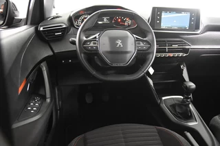 Peugeot 2008 Peugeot 2008 Active *1ste Eigenaar*Navigatie*Carplay*PDC* - afbeelding nr 25