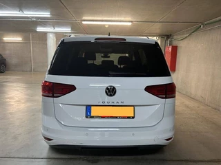 Volkswagen Touran Volkswagen Touran 1.5 TSI HIGHLINE 7P AUTOMAAT Adaptive Cruise | Virtual Cockpit | Camera - afbeelding nr 6
