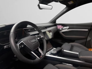 Audi e-tron Audi E-tron Sportback Pano 55 quattro 408PK | 3x S-Line | Virtual Mirrors | Matrix LED | 21