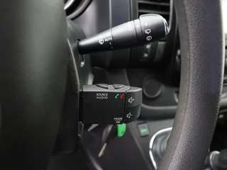 Opel Vivaro Opel Vivaro 1.6CDTi 120PK Lang | Navigatie | Camera | Airco | 3-Persoons | Cruise - afbeelding nr 15