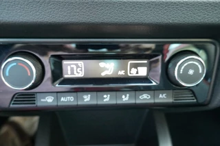 Škoda Fabia Škoda Fabia 1.0 TSI MONTE CARLO PANODAK/TREKHAAK/NAVI/NL-AUTO - afbeelding nr 11