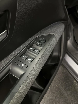 Peugeot 5008 Peugeot 5008 1.2 PureTech Allure NAVIGATIE CARPLAY LM CRUISE - afbeelding nr 14