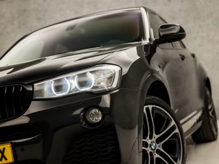 BMW X4 BMW X4 xDrive20i M Sport High Executive 184Pk Automaat (NAVIGATIE, M PAKKET, HARMAN/KARDON, GETINT GLAS, LEDEREN SPORTSTOELEN, STOELVERWARMING, XENON, PARKEERSENSOREN, ZWART HEMEL, NIEUWSTAAT) - afbeelding nr 16