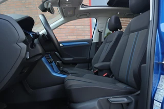 Volkswagen T-Roc Volkswagen T-Roc 1.5 TSI / PANODAK / VIRTUAL / DODEHOEK / ACC / CAMERA - afbeelding nr 18