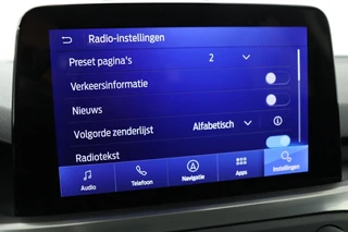 Ford Focus Ford Focus 1.0 EcoBoost Titanium | Stoel & stuurverwarming |  Trekhaak | Adaptive cruise | B&O Sound | Full LED | Camera | Side Assist | Carplay | Navigatie | Keyless - afbeelding nr 20