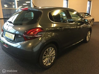 Peugeot 208 Peugeot 208 - 1.2 110 Allure automaat * navi - camera - clima - afbeelding nr 2