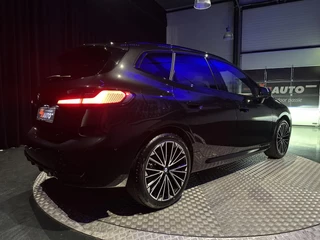BMW 2 Serie BMW 2-serie Active Tourer 218i High Executive M Sport *Pano*Leder*19Inch *H&K* - afbeelding nr 25