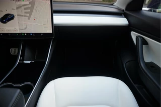 Tesla Model 3 Tesla Model 3 Performance AWD 75 kWh Long Range | Liefhebbersconditie | 464pk | Origineel Nederlands Dealer onderhouden | Carbon Spoiler | Premium Audio | 20inch - afbeelding nr 40