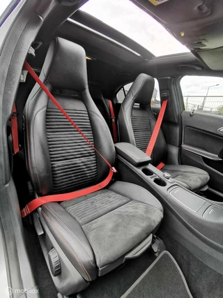 Mercedes-Benz A-Klasse Mercedes A-klasse 250 SPORT 218PK/PANO/CARPLAY/LED/NAVI/ACC/ - afbeelding nr 27