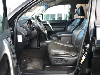Toyota Land Cruiser Toyota Land Cruiser 3.0 D-4D-F VX Blind Van | 3500KG trekgewicht! - afbeelding nr 4