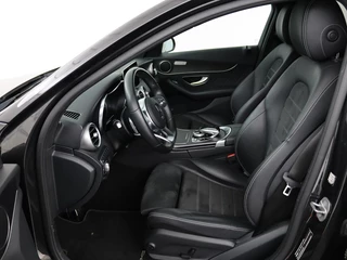 Mercedes-Benz C-Klasse Mercedes-Benz C-klasse 300e AMG Night | Adaptive cruise |  Stoelverwarming | Carplay | Leder/Alcantara | Camera | Navigatie | Full LED - afbeelding nr 4