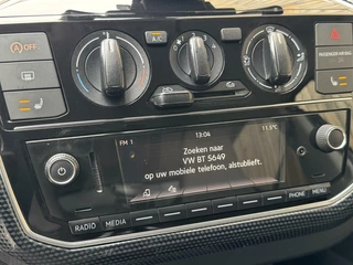 Volkswagen up! Volkswagen Up! 1.0 BMT move up! Airco | Stoelverwarming | Bluetooth | Telefoonhouder | Lichtmetalen velgen | Armsteun | LED Mistlampen voor | Historie aanwezig! - afbeelding nr 15