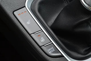 Hyundai i30 Hyundai i30 1.5 T-GDi MHEV Premium Navi/Camera/LED/18'' inch - afbeelding nr 39