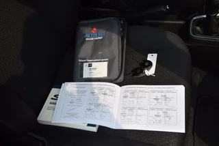 Suzuki Swift Suzuki Swift 1.0 Select | Dealer onderhouden | Apple carplay/android | Stoelverwarming | - afbeelding nr 36