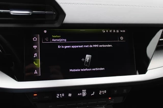 Audi A3 Audi A3 Sportback 30 TFSI S edition 32.429 km! / Virtual Cockpit / Apple CarPlay / Full LED / 17'' / Navigatie / Half leder / Parkeerhulp achter / ACC - afbeelding nr 23