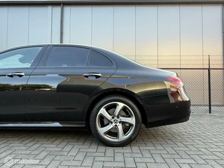 Mercedes-Benz E-Klasse Mercedes E-klasse 300e Business Solution AMG | Pano | Burmester | Matrix LED | 360 graden - afbeelding nr 49