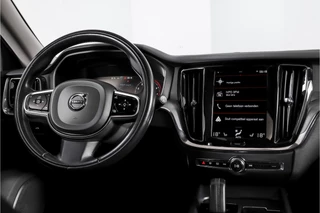 Volvo V60 Volvo V60 2.0 B3 163 PK Essential Edition - Automaat | Dig. Cockpit | Cruise | Stoel-+Stuurverw. | PDC | NAV + App. Connect | ECC | Elek. Klep | DAB | LM 17