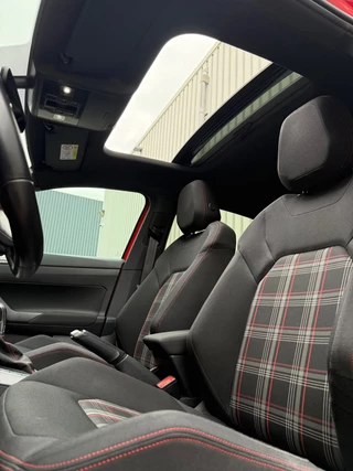 Volkswagen Polo Volkswagen Polo 2.0 TSI GTI|Pano|Camera|Virtual|Dodehoek| - afbeelding nr 40