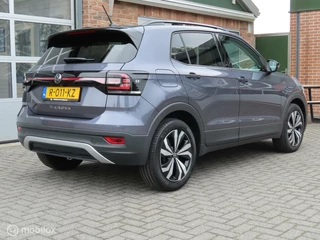 Volkswagen T-Cross Volkswagen T-Cross 1.0 TSI Executive/virtueel/camera/carplay/stoelverw/sportstoel. - afbeelding nr 2