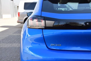 Peugeot 208 Peugeot 208 1.2 PureTech Allure Pack | Panoramadak | Apple carplay/android | Cruise control | - afbeelding nr 8