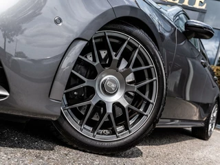 Mercedes-Benz A-Klasse Mercedes A-klasse A250 Premium AMG|PANO|BURMESTER|SFEERVERL. - afbeelding nr 15