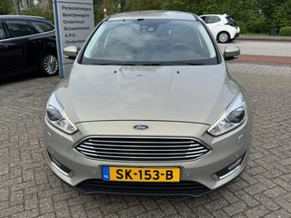 Ford Focus Ford Focus Wagon 1.0 Ecoboost Titanium 125pk SYNC 3 | Stoelverwarming | Achteruitrijcamera | Apple Carplay / Android auto | Xenon Koplampen - afbeelding nr 10