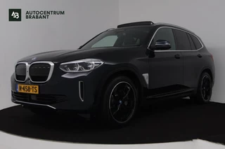 BMW iX3 High Executive 80 kWh (PANORAMADAK, SoH 97.7, SFEERVERLICHTING, STOELVERWARMING, ACHTERUITRIJCAMERA, NAVIGATIE)